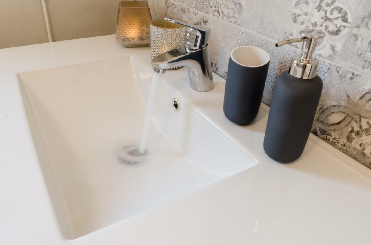 Fco Luxury Apartments 피우미치노 외부 사진
